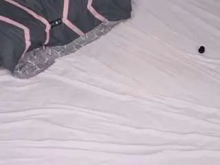 Trinatinkle  live sex cam