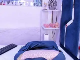 Veronicaryan  live sex cam