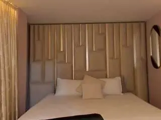 Amberfoxx1  live sex cam