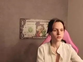 Milena-milyan  live sex cam