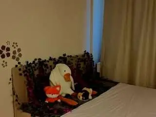 Milena-milyan  live sex cam
