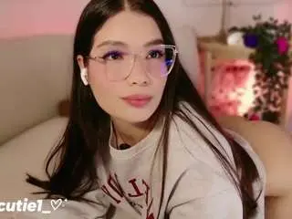 Riley-pride  live sex cam