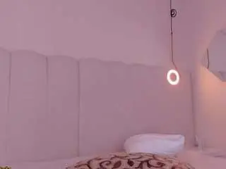 Abby-me  live sex cam