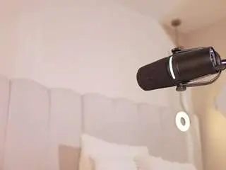 Abby-me  live sex cam
