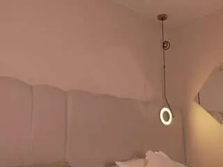Abby-me  live sex cam