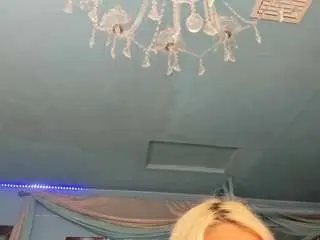 Adrianna777  live sex cam