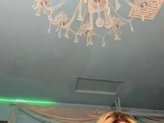 Adrianna777  live sex cam