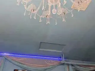 Adrianna777  live sex cam