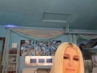 Adrianna777  live sex cam