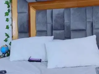 Coralharrinsonn  live sex cam