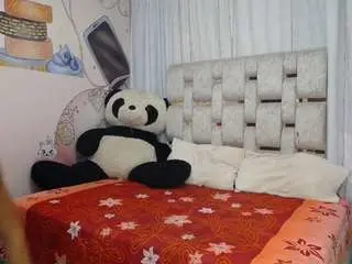 Emmasweet1  live sex cam