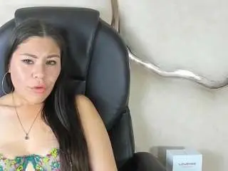 Giannajohnsons  live sex cam