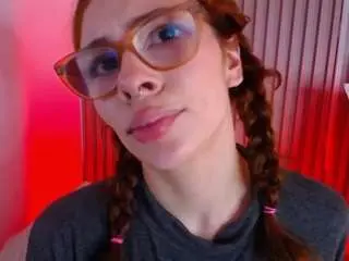 Katyvan  live sex cam