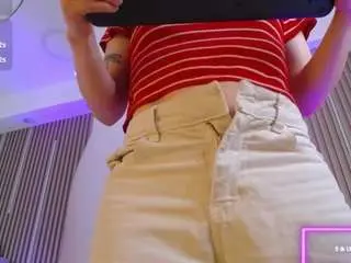 Katyvan  live sex cam