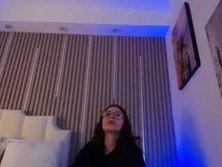 Katyvan  live sex cam