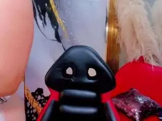 Little-mommy  live sex cam