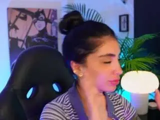 Taniiga  live sex cam