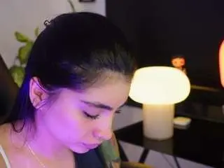 Taniiga  live sex cam