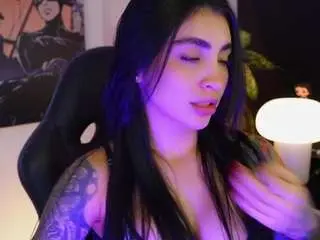 Taniiga  live sex cam