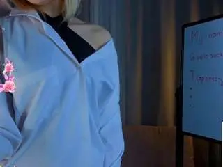 Tinamilger  live sex cam