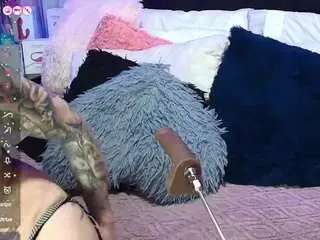 Hannahot69  live sex cam