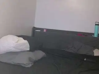 Katyalucgerard  live sex cam