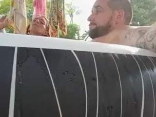 Unvme82  live sex cam