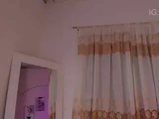 Annie-barozzi  live sex cam