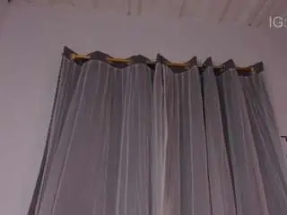 Annie-barozzi  live sex cam