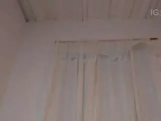 Annie-barozzi  live sex cam