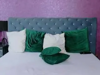 Carlareys  live sex cam