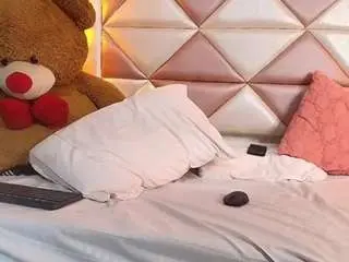 Honeys-fx  live sex cam