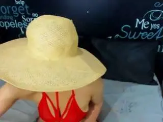 Hornyrouse  live sex cam