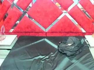 Hornyrouse  live sex cam