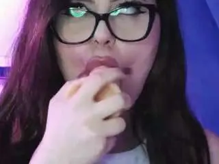 Nottyema  live sex cam