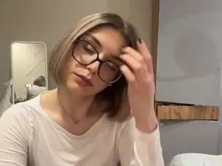 Ramonitamerle  live sex cam
