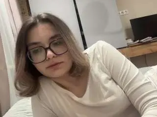 Ramonitamerle  live sex cam
