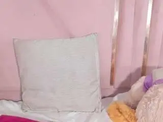 Sandraclarx  live sex cam