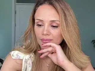 Sooooofrash  live sex cam