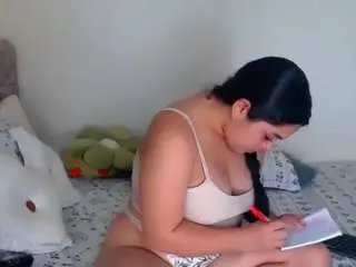 Agatha-frank  live sex cam