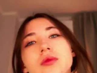 Arlinetrentinella  live sex cam