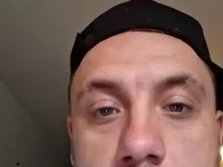 Azmerretz  live sex cam