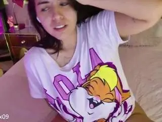 Carolinafox  live sex cam