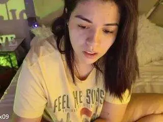 Carolinafox  live sex cam