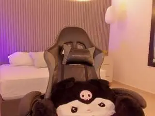 Cloe-yeraldy  live sex cam