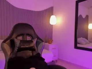 Cloe-yeraldy  live sex cam