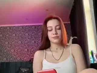 Estherciocca  live sex cam