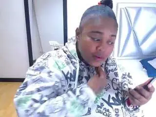 Exotic-karmella  live sex cam