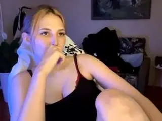 Eddiezalamea  live sex cam