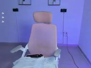 Emily-villamil  live sex cam